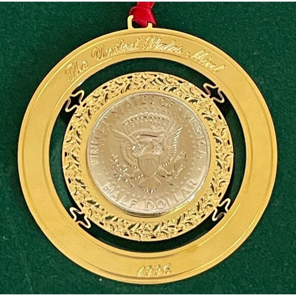 1996 US Mint Christmas Ornament Gold-Plated Half Dollar Presidential Coat of Arm - Picture 1 of 5